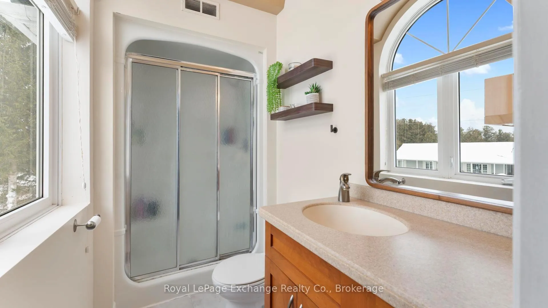 Photo 23 of 937 Kris Street, Huron-Kinloss — HOMEH