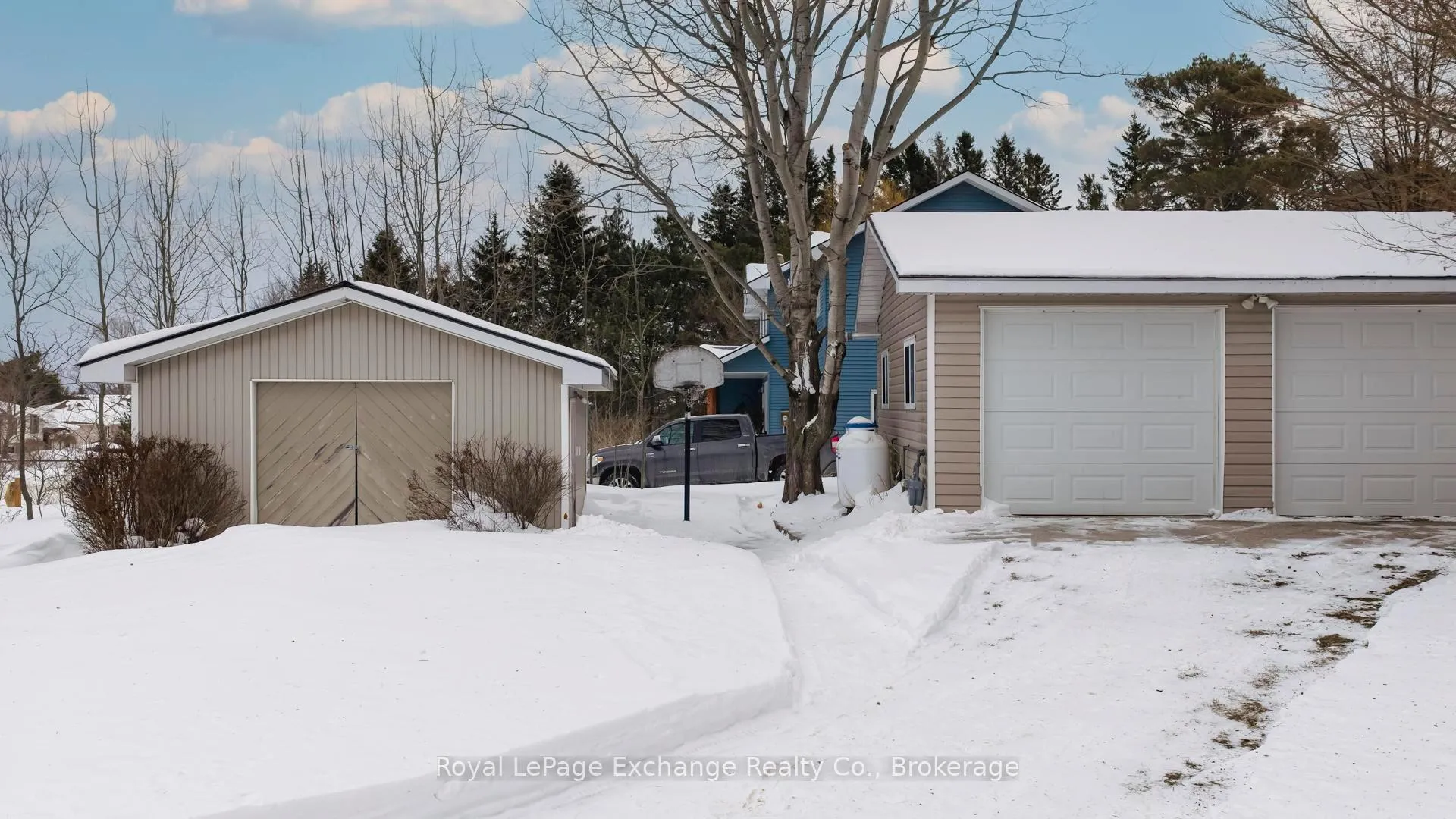 Photo 47 of 937 Kris Street, Huron-Kinloss — HOMEH