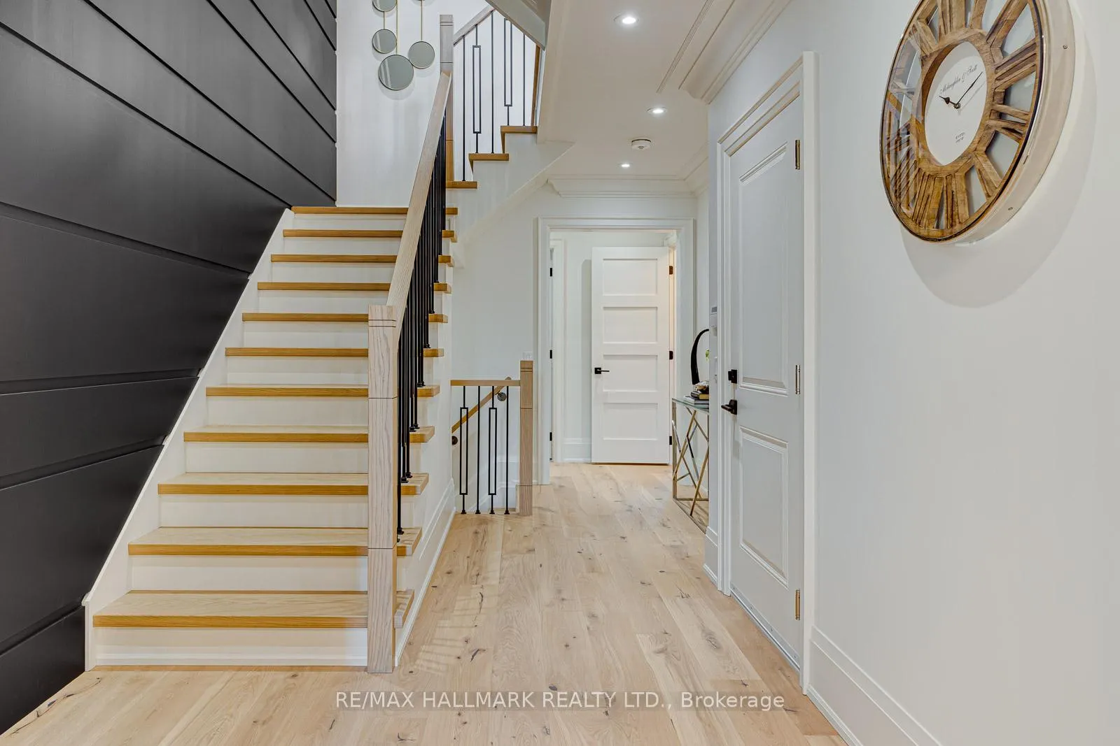 Photo 3 of 1802 Stallion Chase, Pickering, Highbush — HOMEH