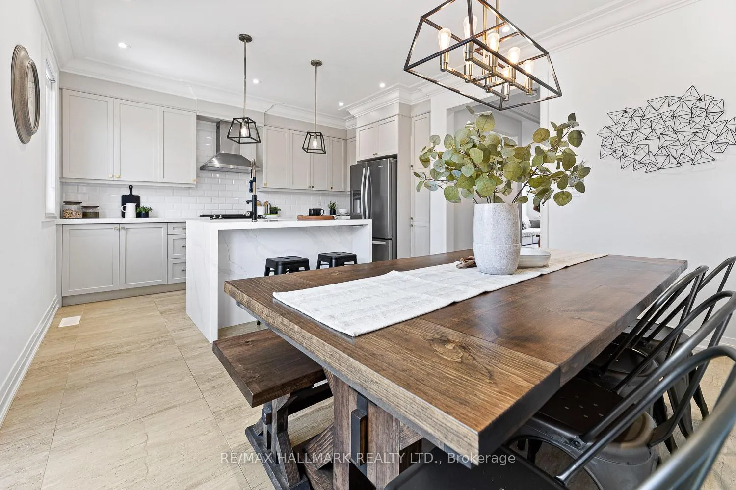 Photo 11 of 1802 Stallion Chase, Pickering, Highbush — HOMEH