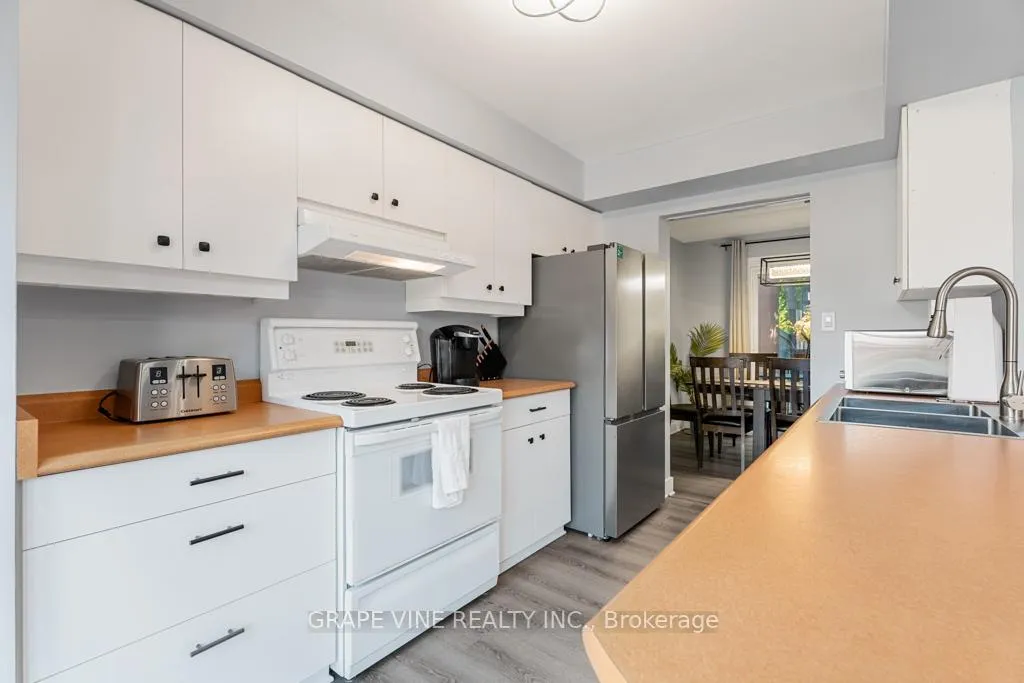 Photo 11 of Unit 58, 280 Mcclellan Road, Ottawa, Arlington Woods — HOMEH