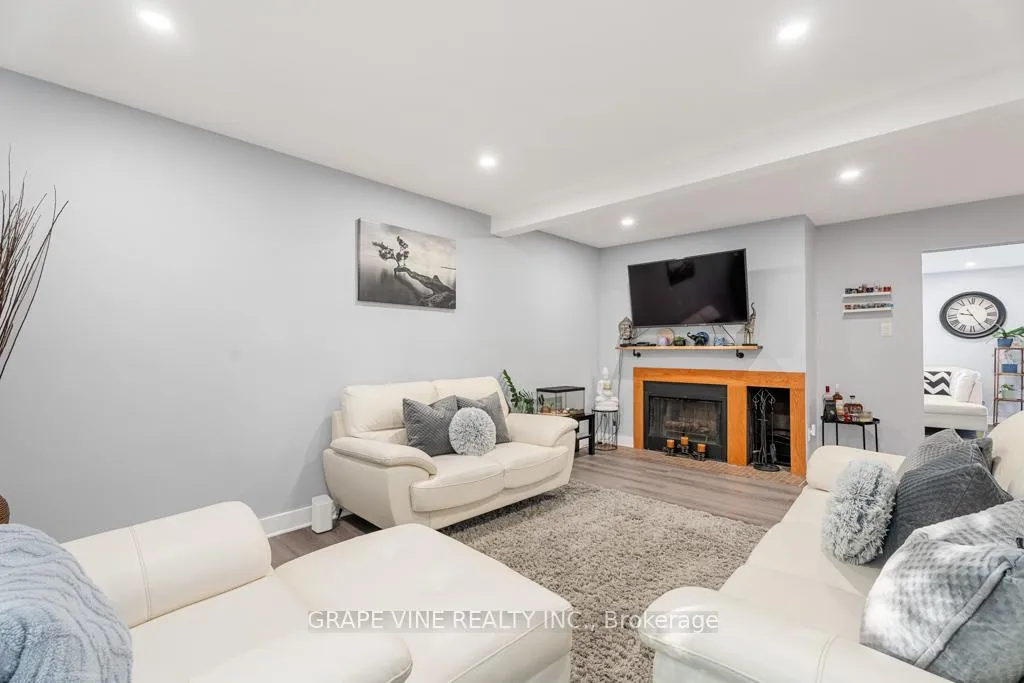 Photo 18 of Unit 58, 280 Mcclellan Road, Ottawa, Arlington Woods — HOMEH