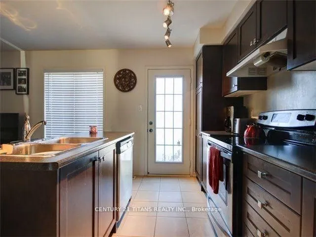 Photo 6 of 17 Headon Avenue, Ajax, Central East — HOMEH