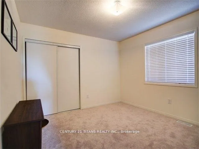 Photo 18 of 17 Headon Avenue, Ajax, Central East — HOMEH