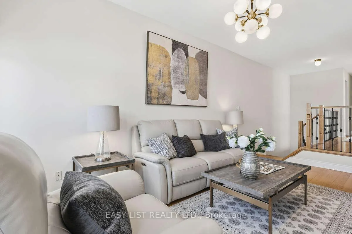 Photo 21 of 15 Coolspring Crescent, Caledon, Bolton East — HOMEH