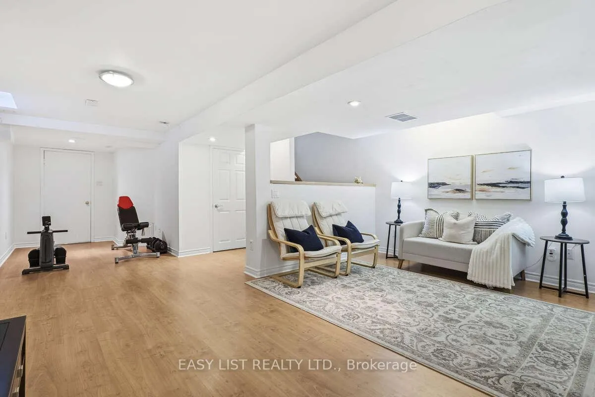 Photo 31 of 15 Coolspring Crescent, Caledon, Bolton East — HOMEH