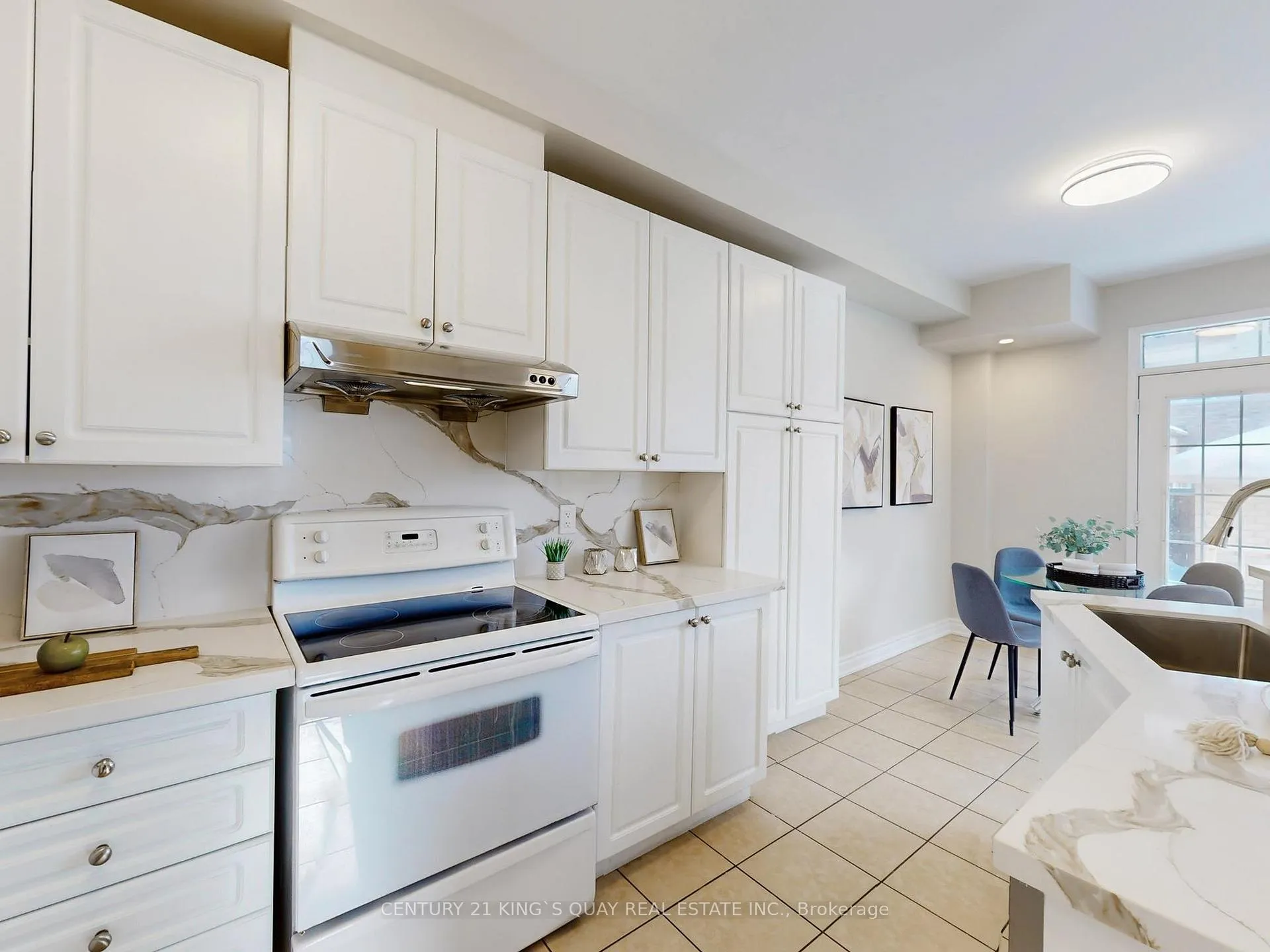 Photo 9 of 5 Ambercroft Street, Markham, Greensborough — HOMEH