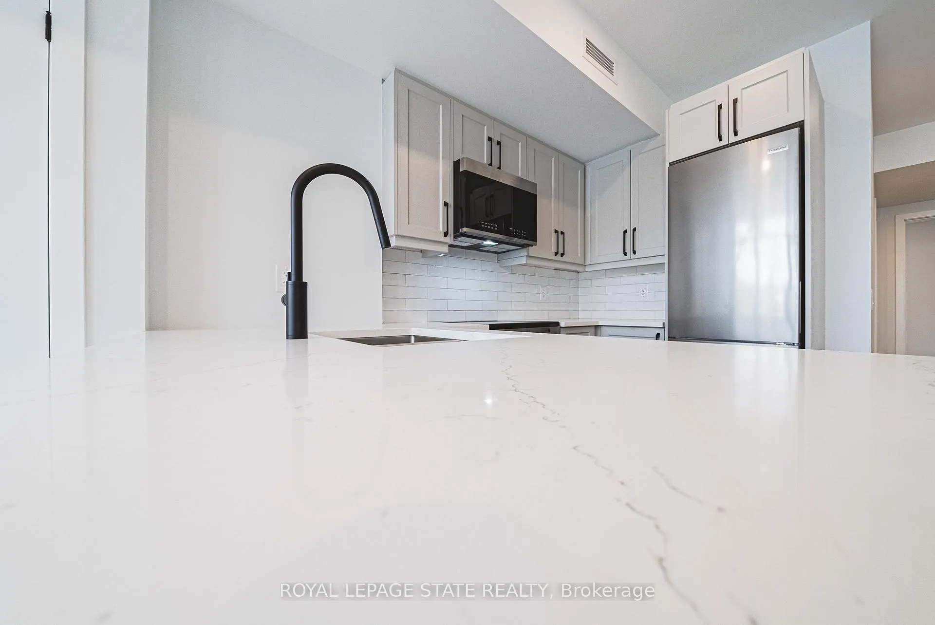 Photo 7 of Unit 206, 555 Sanatorium Road, Hamilton, Mountview — HOMEH