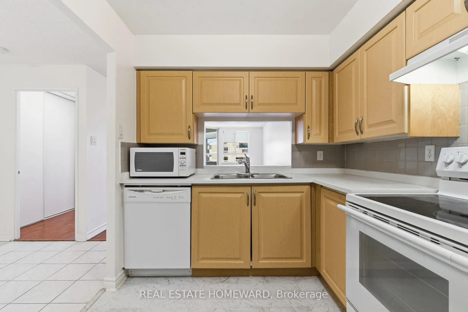 Photo 23 of Unit 1002, 4 Park Vista, Toronto, O'Connor-Parkview — HOMEH