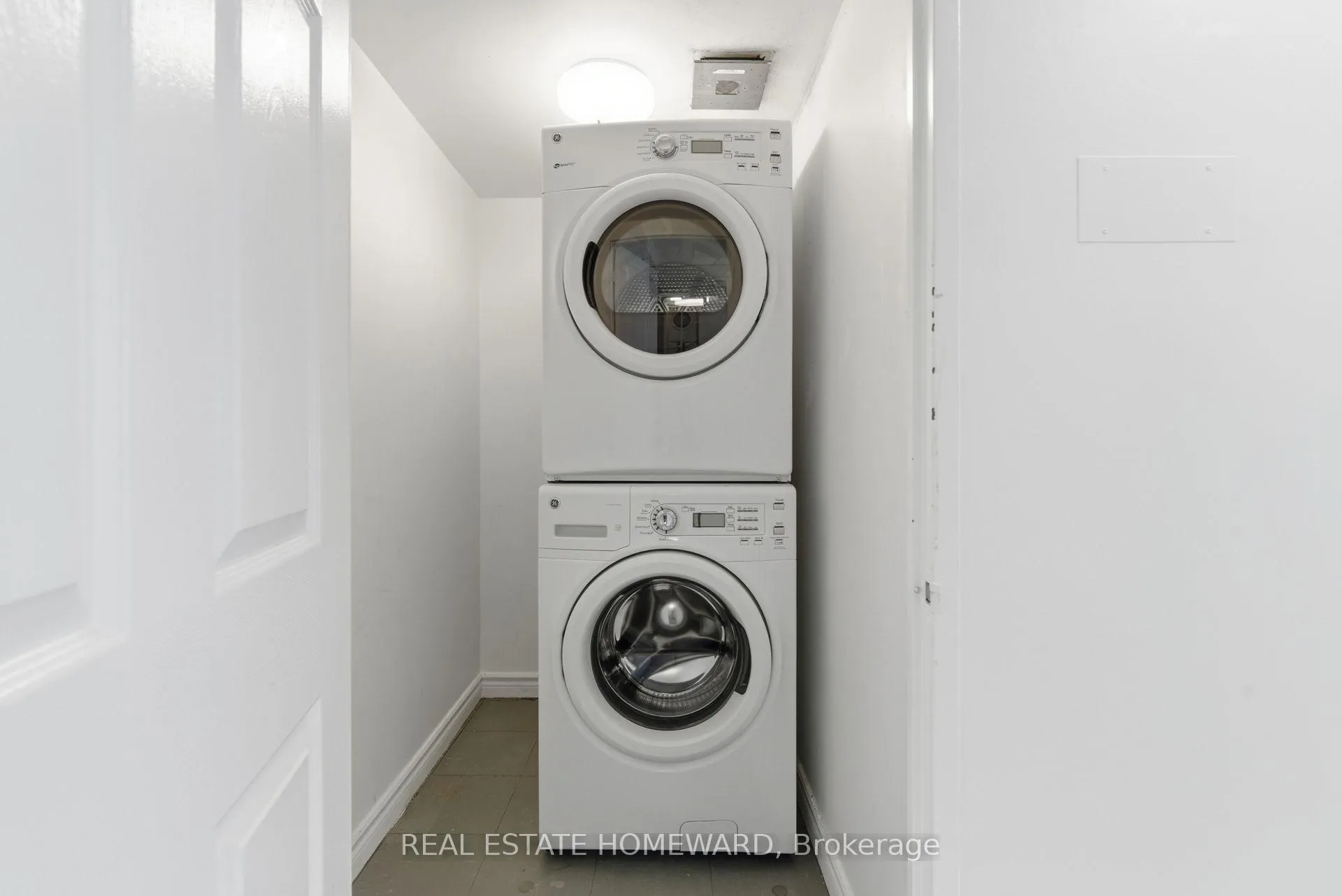 Photo 37 of Unit 1002, 4 Park Vista, Toronto, O'Connor-Parkview — HOMEH
