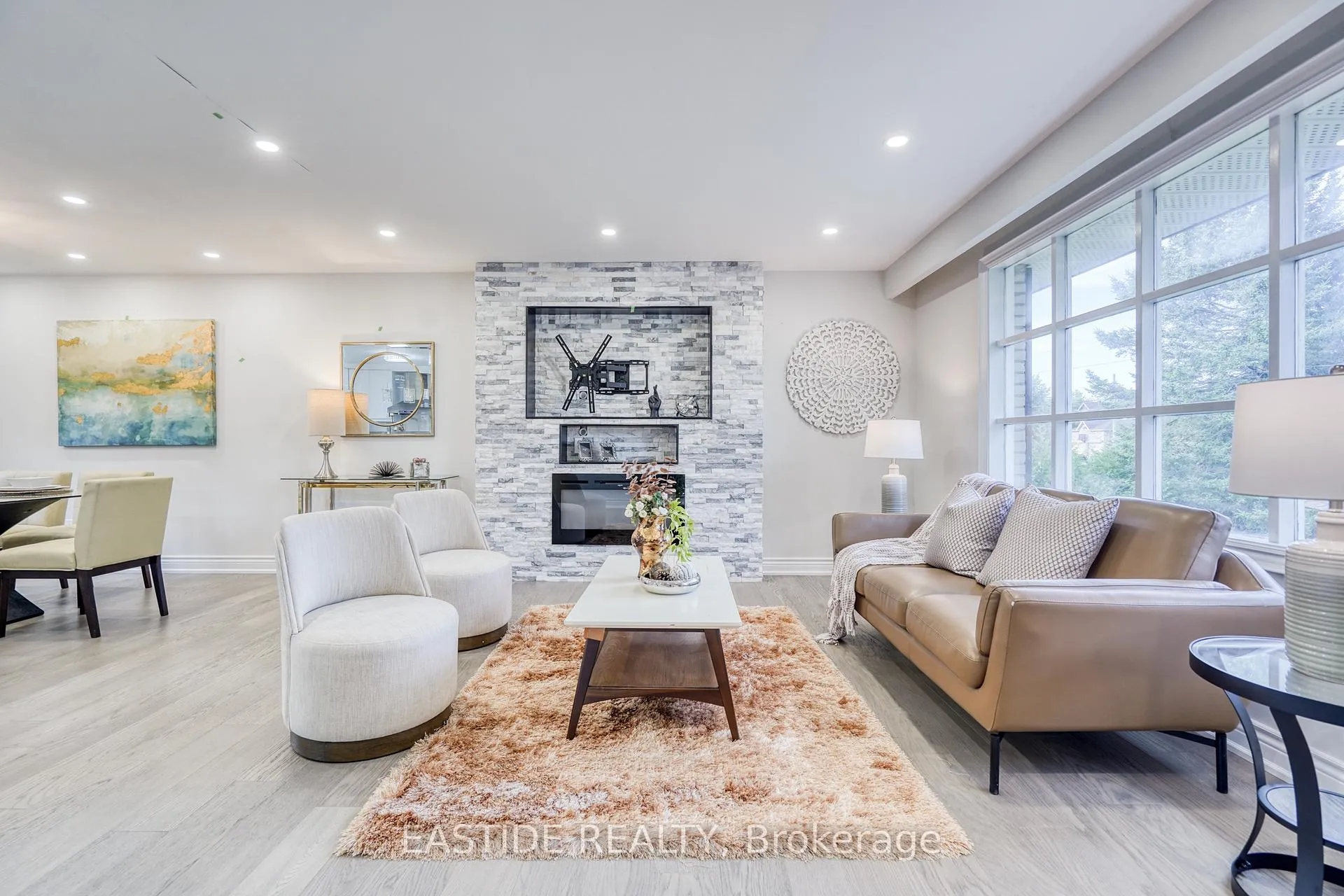 Photo 6 of 82 Miller Drive, Barrie, Edgehill Drive — HOMEH