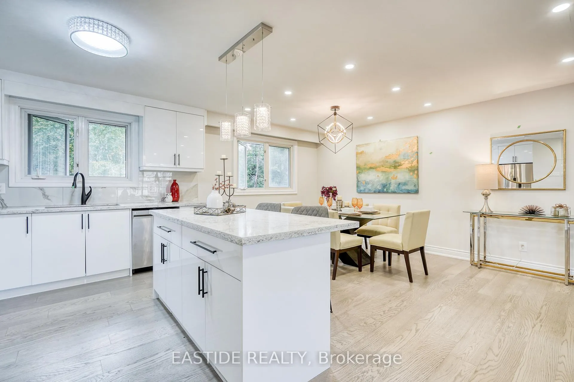 Photo 15 of 82 Miller Drive, Barrie, Edgehill Drive — HOMEH
