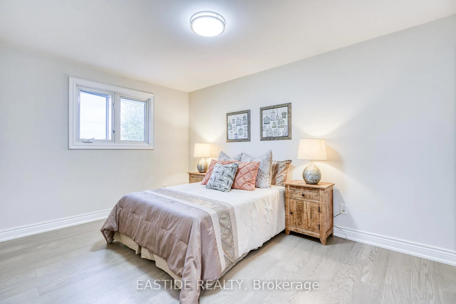 Photo 19 of 82 Miller Drive, Barrie, Edgehill Drive — HOMEH