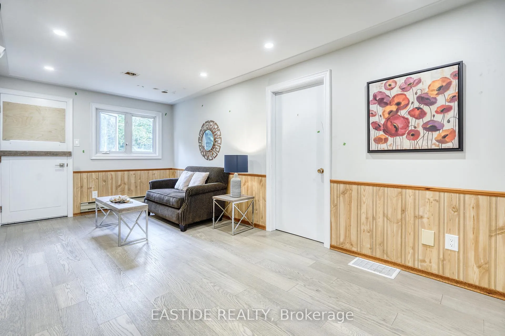 Photo 25 of 82 Miller Drive, Barrie, Edgehill Drive — HOMEH