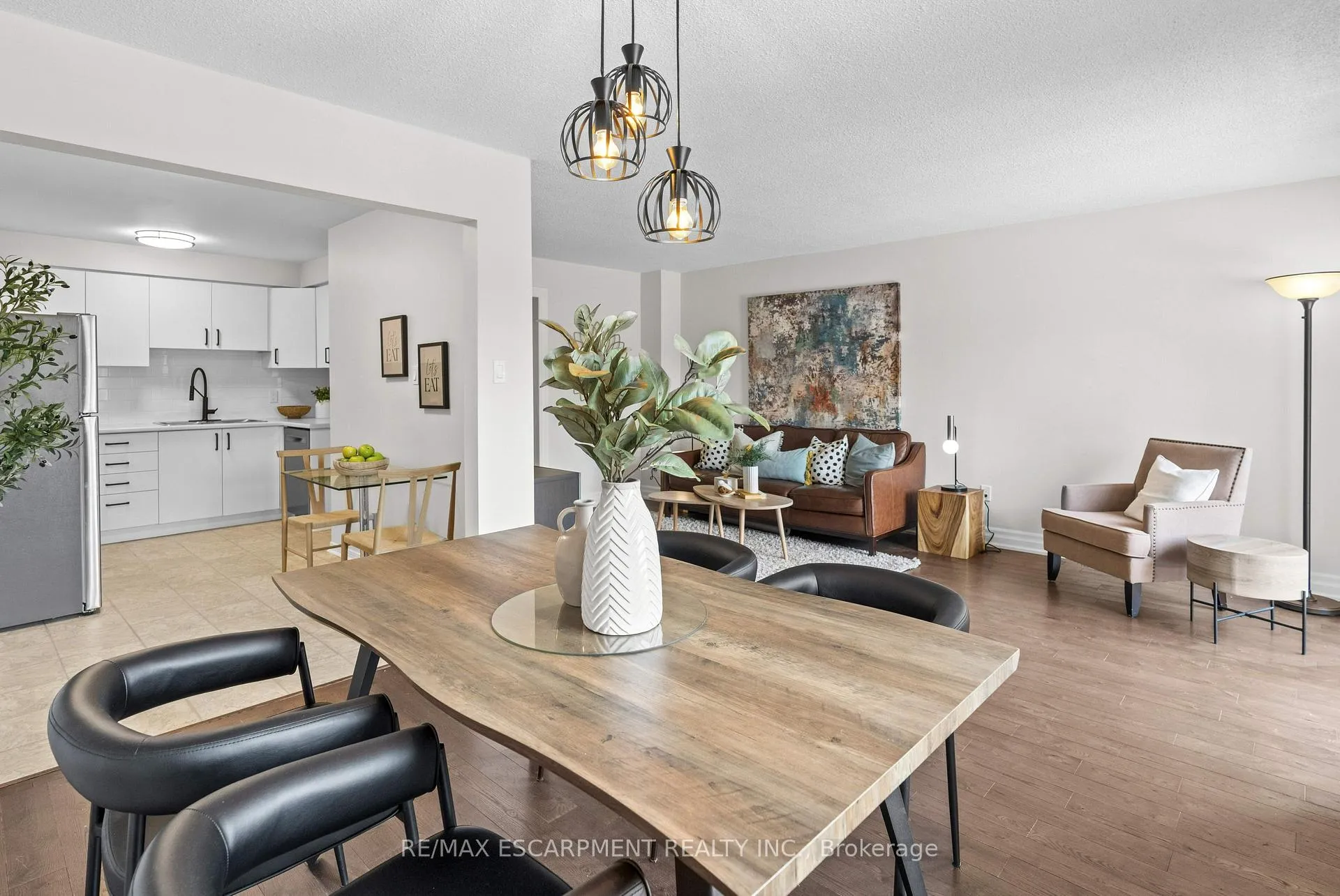 Photo 8 of Unit 1, 4197 Longmoor Drive, Burlington, Shoreacres — HOMEH