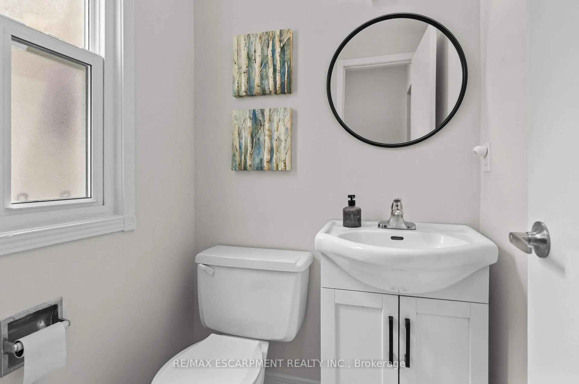 Photo 12 of Unit 1, 4197 Longmoor Drive, Burlington, Shoreacres — HOMEH