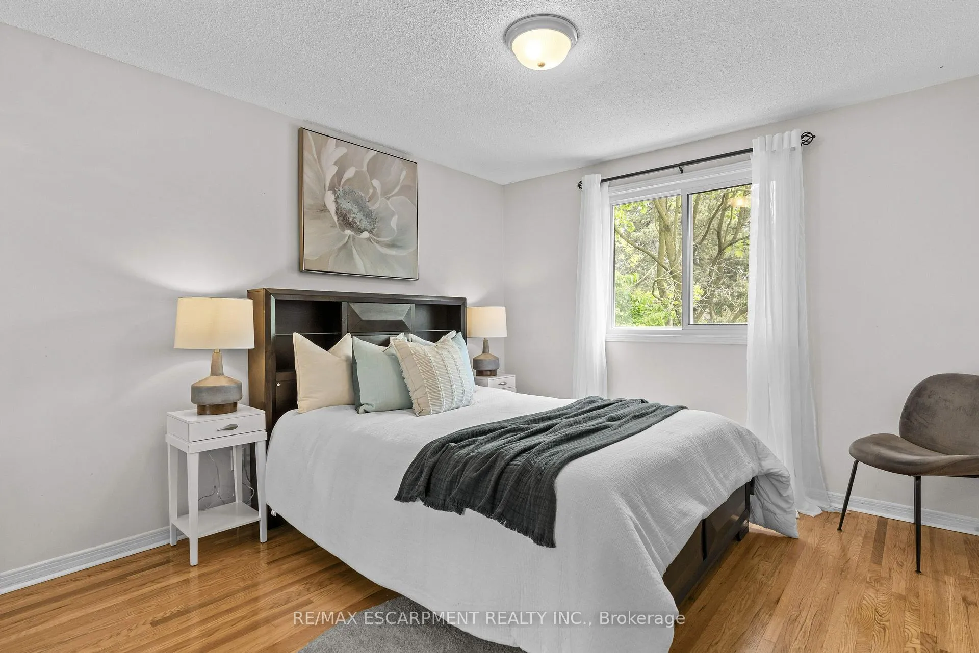 Photo 16 of Unit 1, 4197 Longmoor Drive, Burlington, Shoreacres — HOMEH