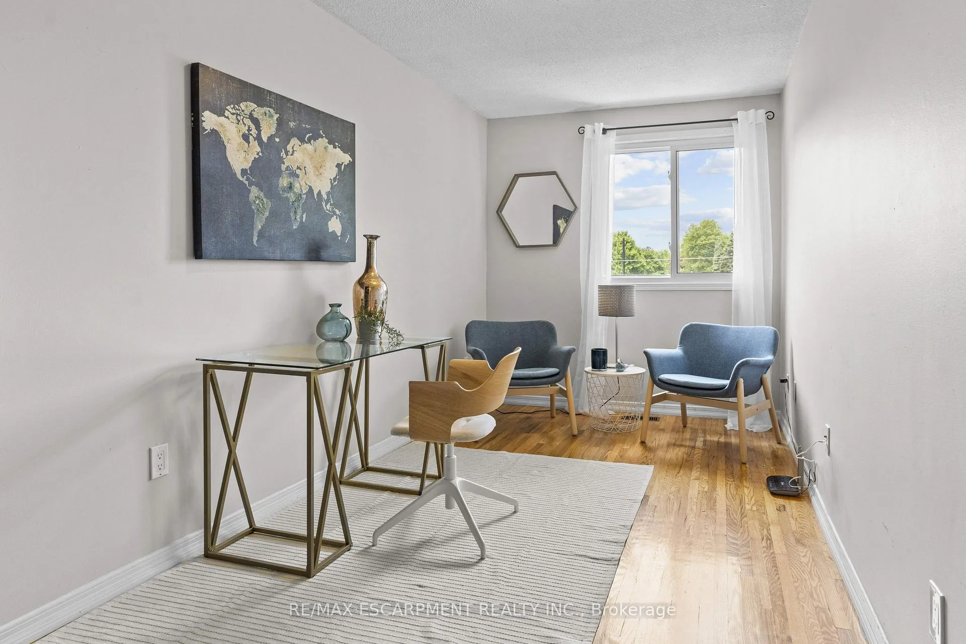 Photo 17 of Unit 1, 4197 Longmoor Drive, Burlington, Shoreacres — HOMEH
