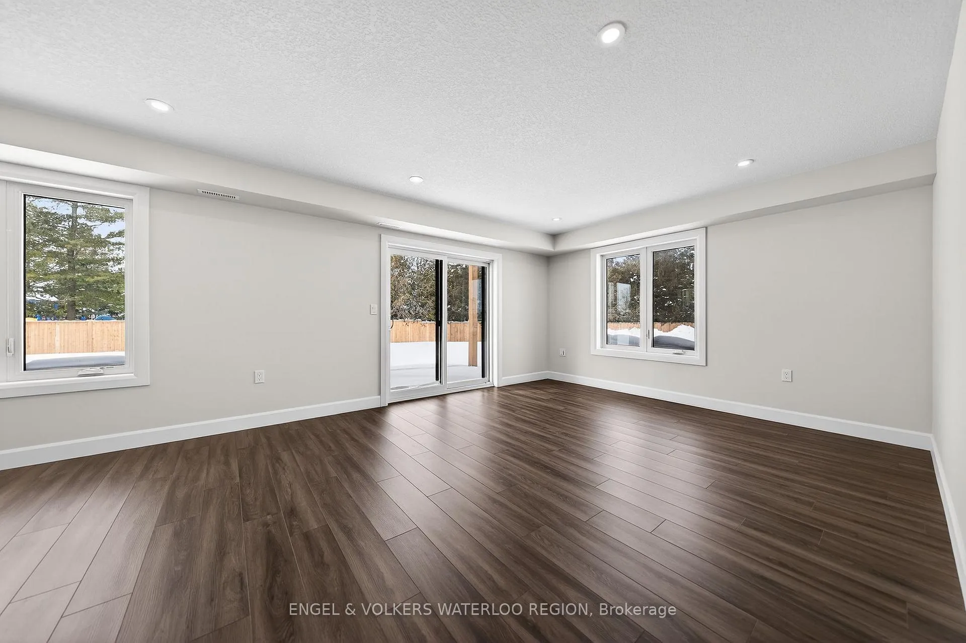 Photo 9 of Unit 50, 3202 Vivian Line, Stratford — HOMEH