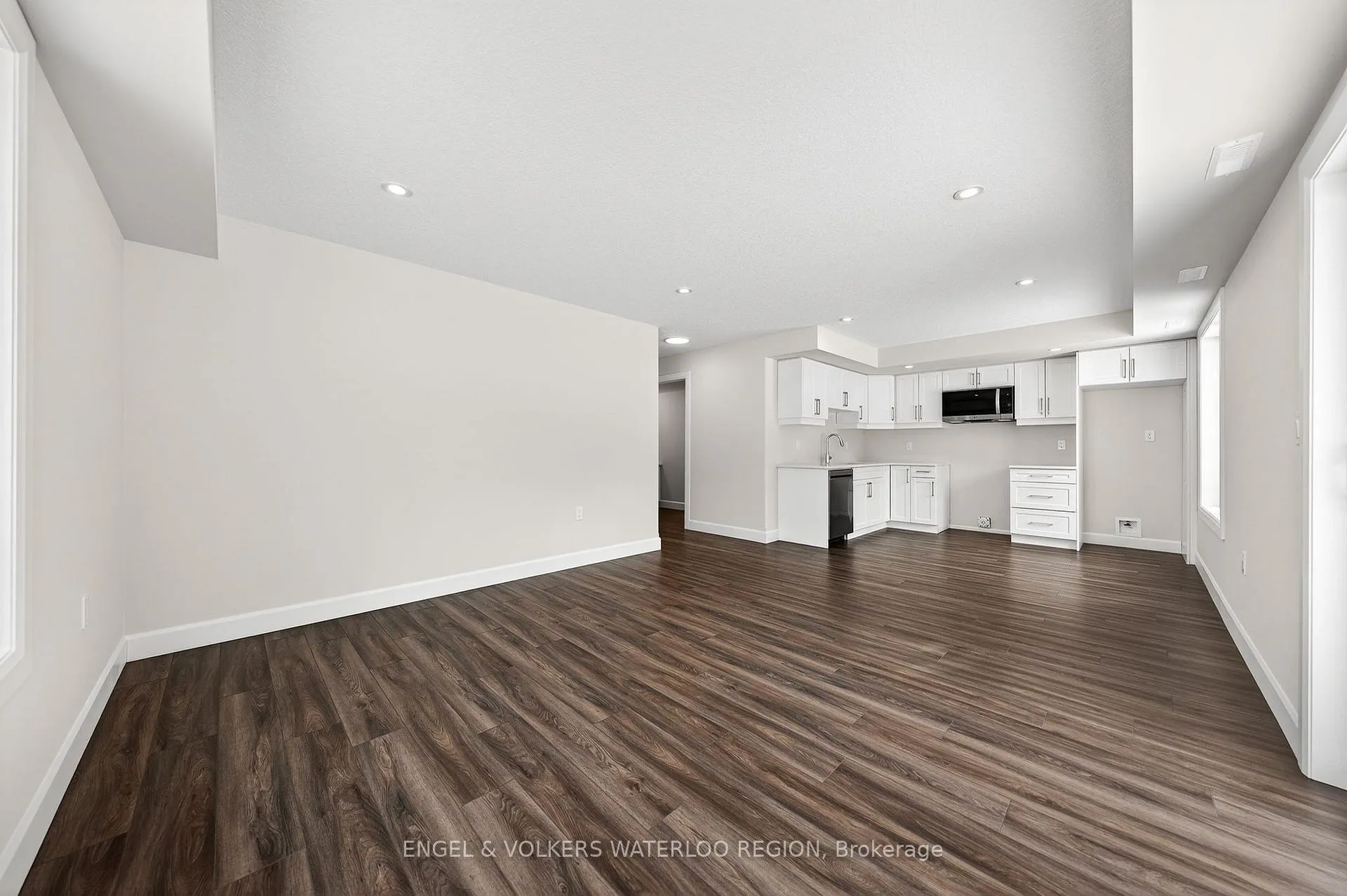 Photo 11 of Unit 50, 3202 Vivian Line, Stratford — HOMEH