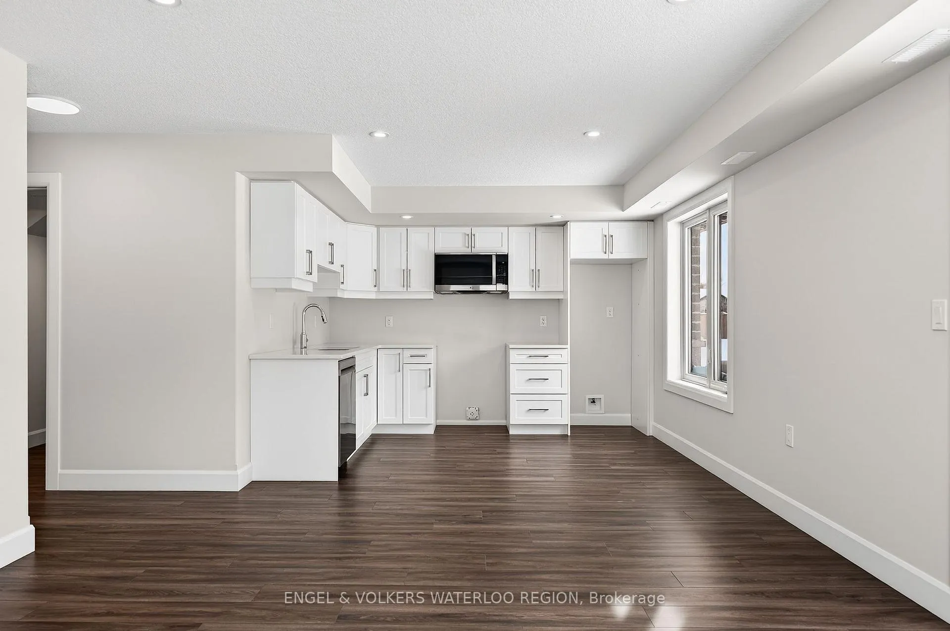 Photo 13 of Unit 50, 3202 Vivian Line, Stratford — HOMEH
