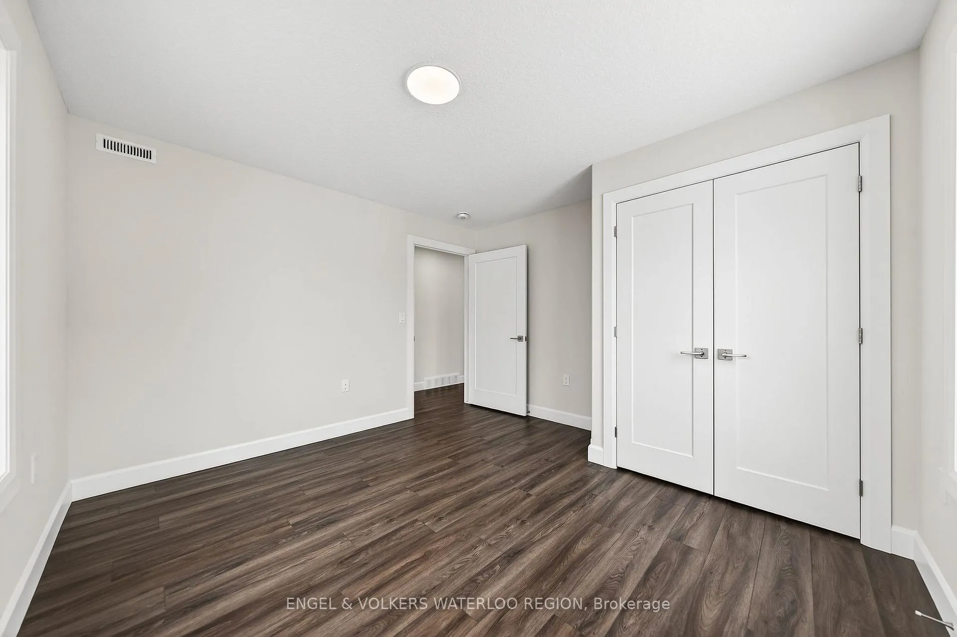 Photo 23 of Unit 50, 3202 Vivian Line, Stratford — HOMEH