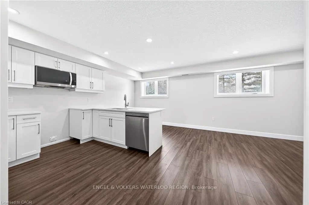 Photo 11 of Unit 46, 3202 Vivian Line, Stratford — HOMEH