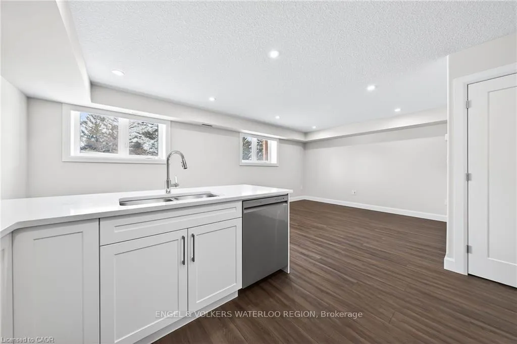 Photo 17 of Unit 46, 3202 Vivian Line, Stratford — HOMEH