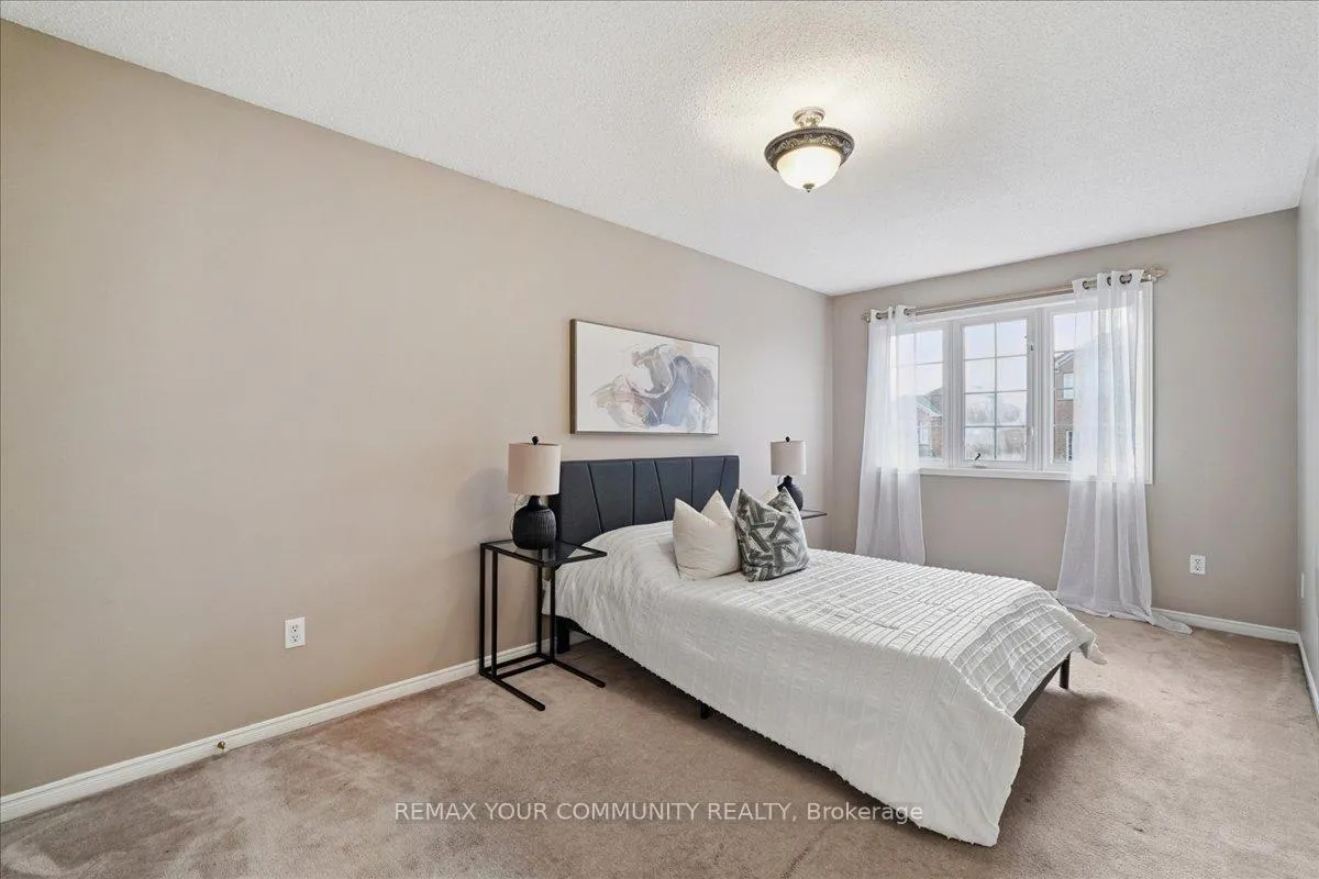 Photo 19 of 35 Timberview Drive, Vaughan, Patterson — HOMEH