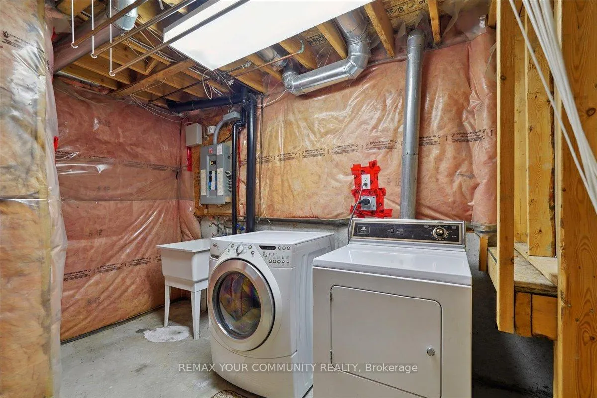Photo 24 of 35 Timberview Drive, Vaughan, Patterson — HOMEH