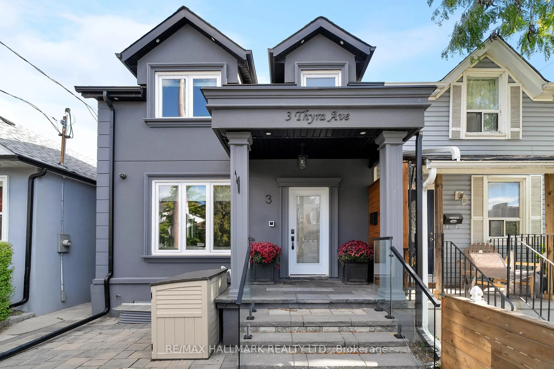 Photo 2 of 3 Thyra Avenue, Toronto, East York — HOMEH