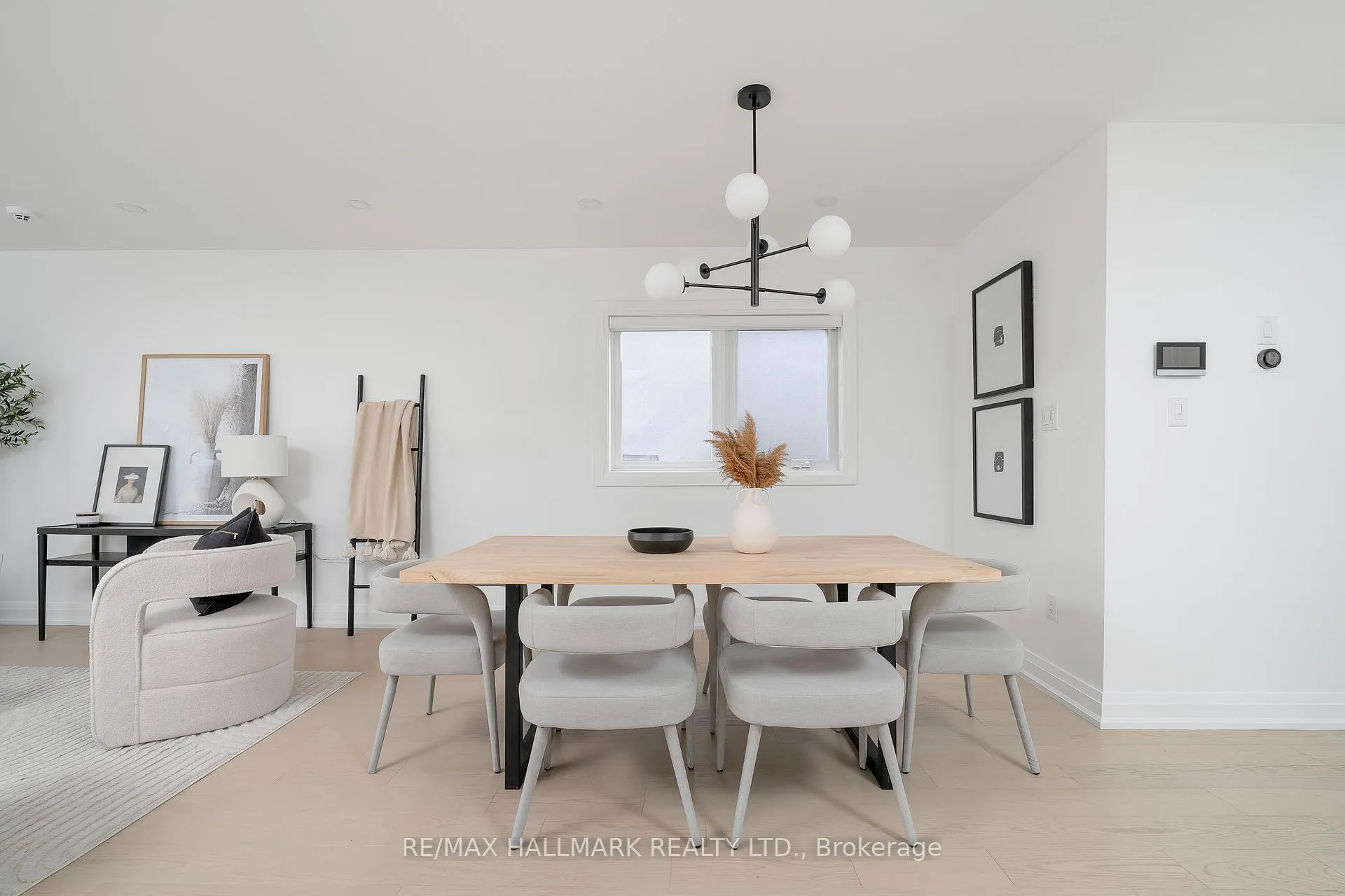 Photo 13 of 3 Thyra Avenue, Toronto, East York — HOMEH