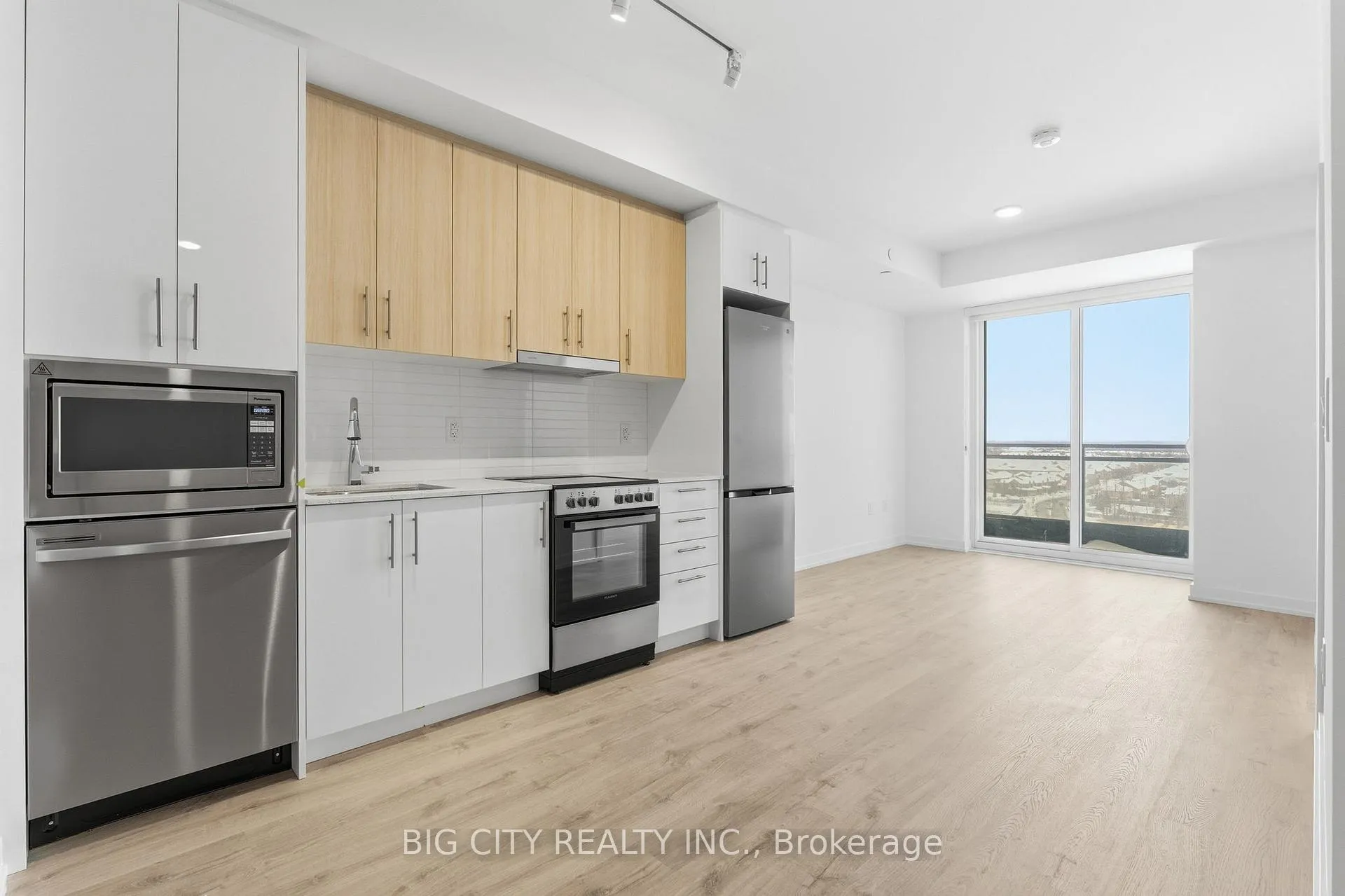 Photo 2 of Unit 1112, 9763 Markham Road, Markham, Greensborough — HOMEH