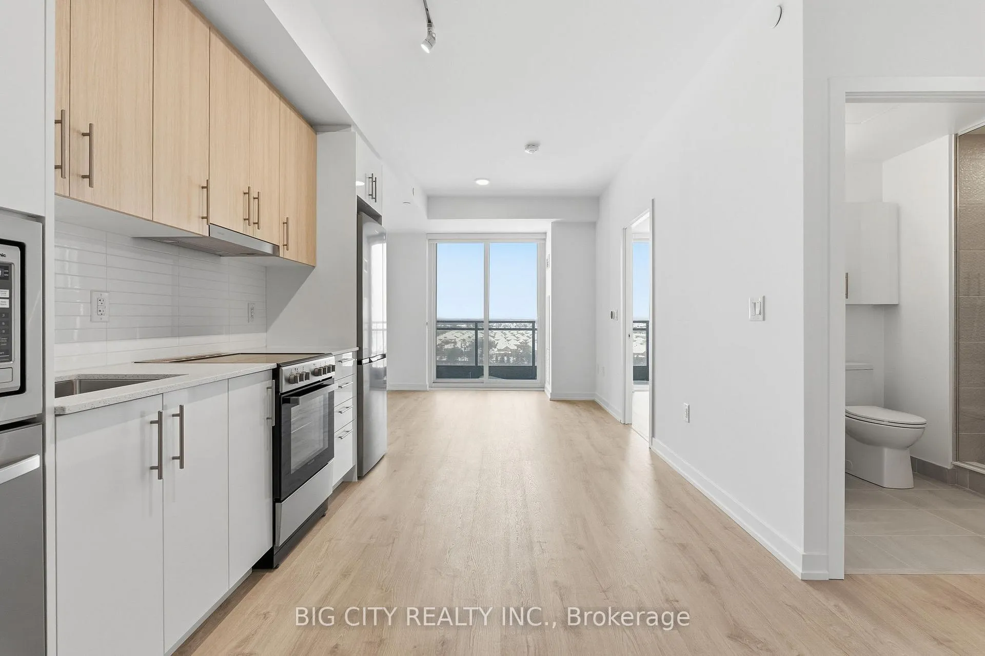 Photo 4 of Unit 1112, 9763 Markham Road, Markham, Greensborough — HOMEH