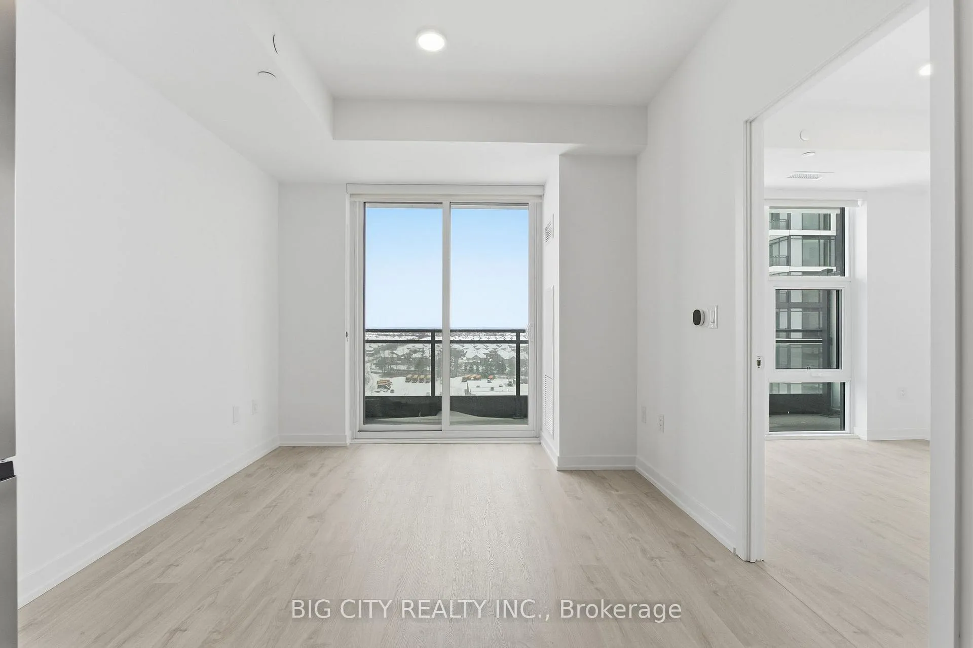 Photo 9 of Unit 1112, 9763 Markham Road, Markham, Greensborough — HOMEH