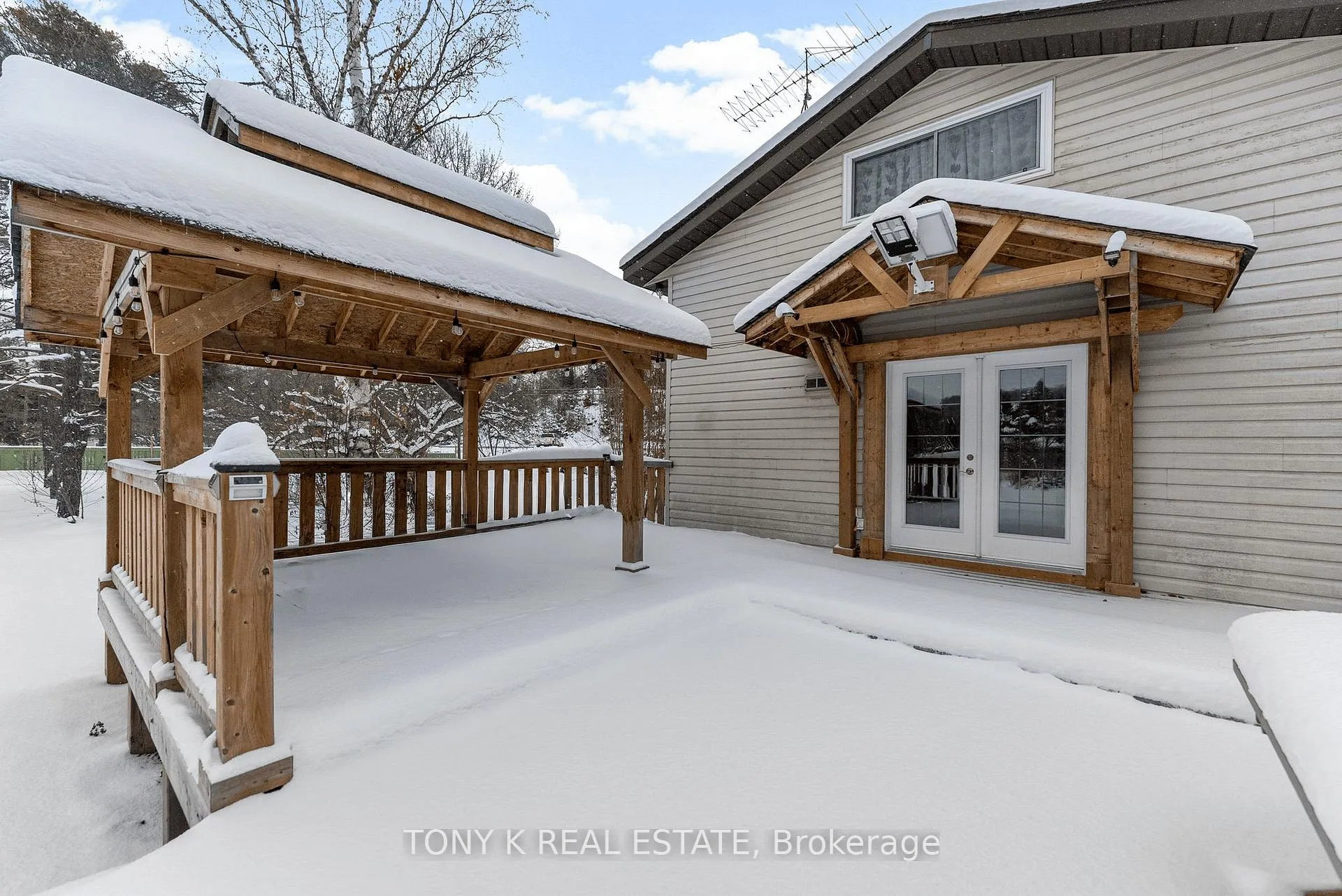 Photo 11 of 29325 Highway 28, Faraday — HOMEH