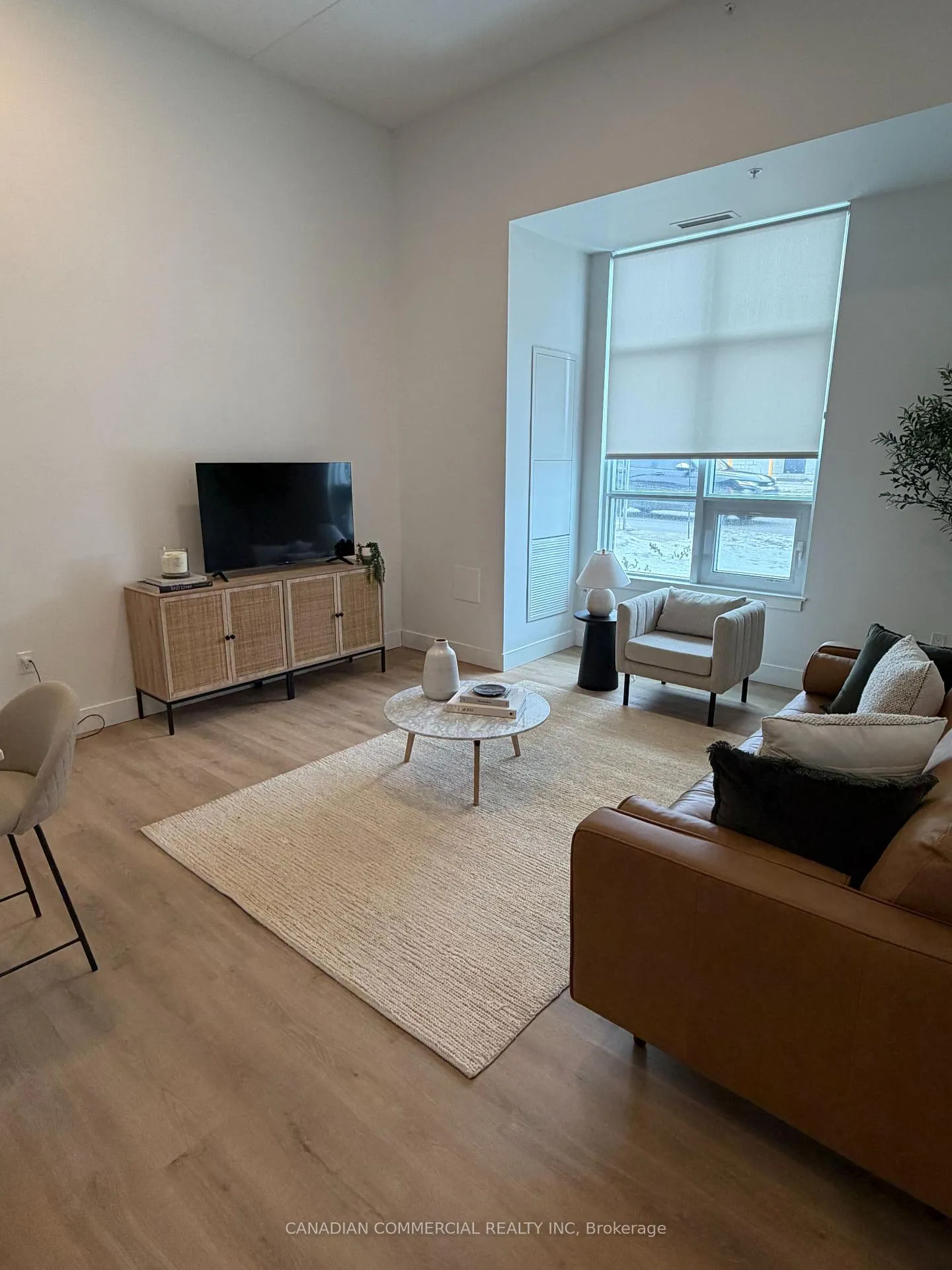 Photo 2 of Unit 1009, 1029 Talbot Street, St. Thomas — HOMEH