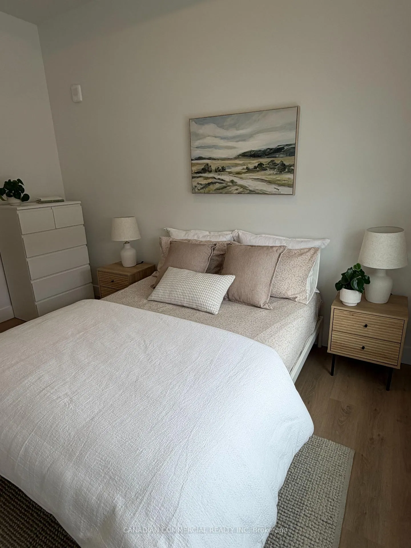 Photo 5 of Unit 1009, 1029 Talbot Street, St. Thomas — HOMEH
