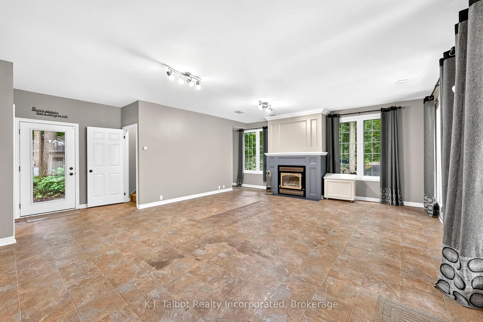 Photo 23 of 80602 Benmiller Line, Central Huron, Goderich — HOMEH