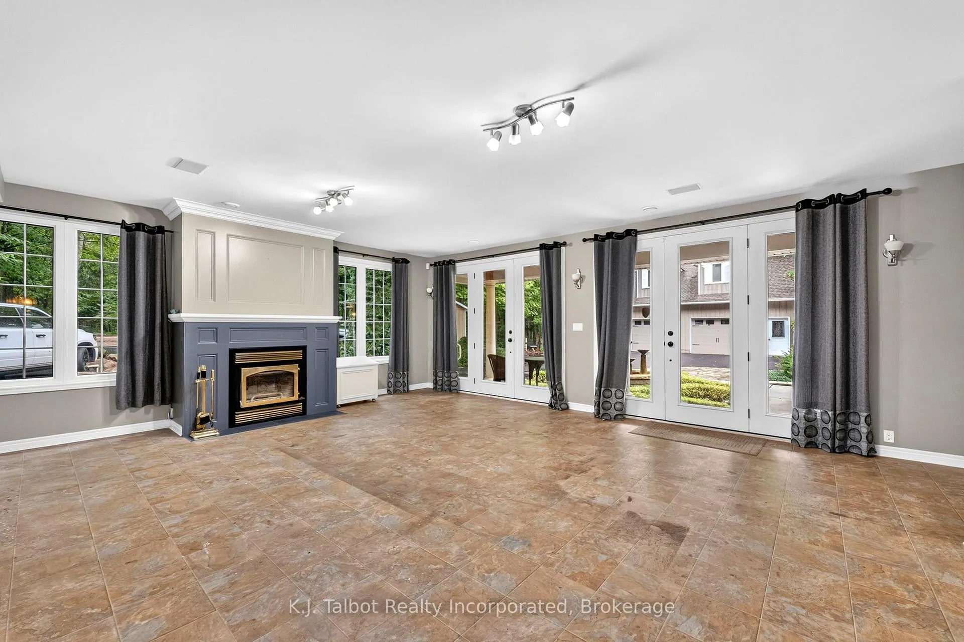 Photo 25 of 80602 Benmiller Line, Central Huron, Goderich — HOMEH