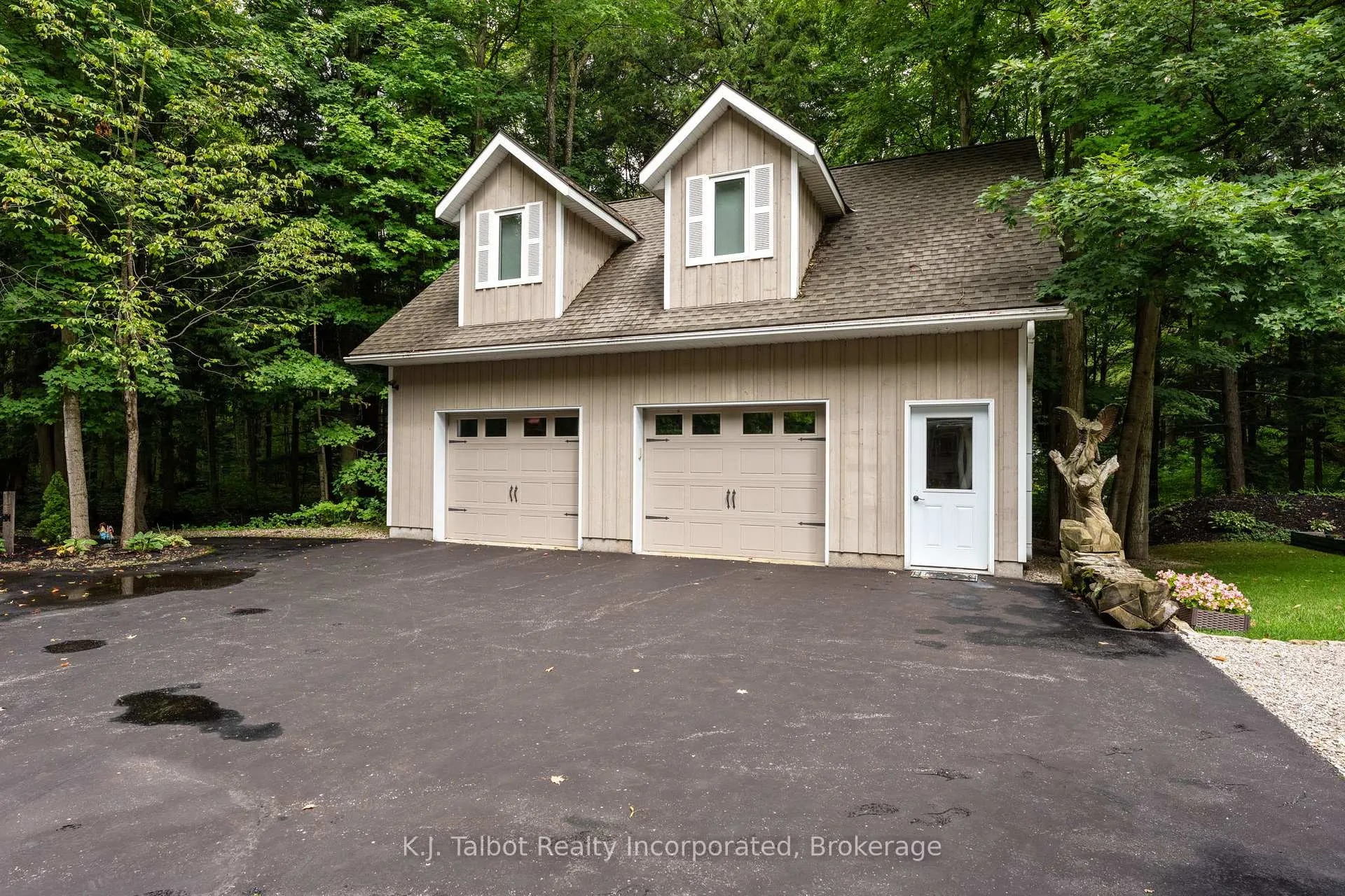 Photo 34 of 80602 Benmiller Line, Central Huron, Goderich — HOMEH