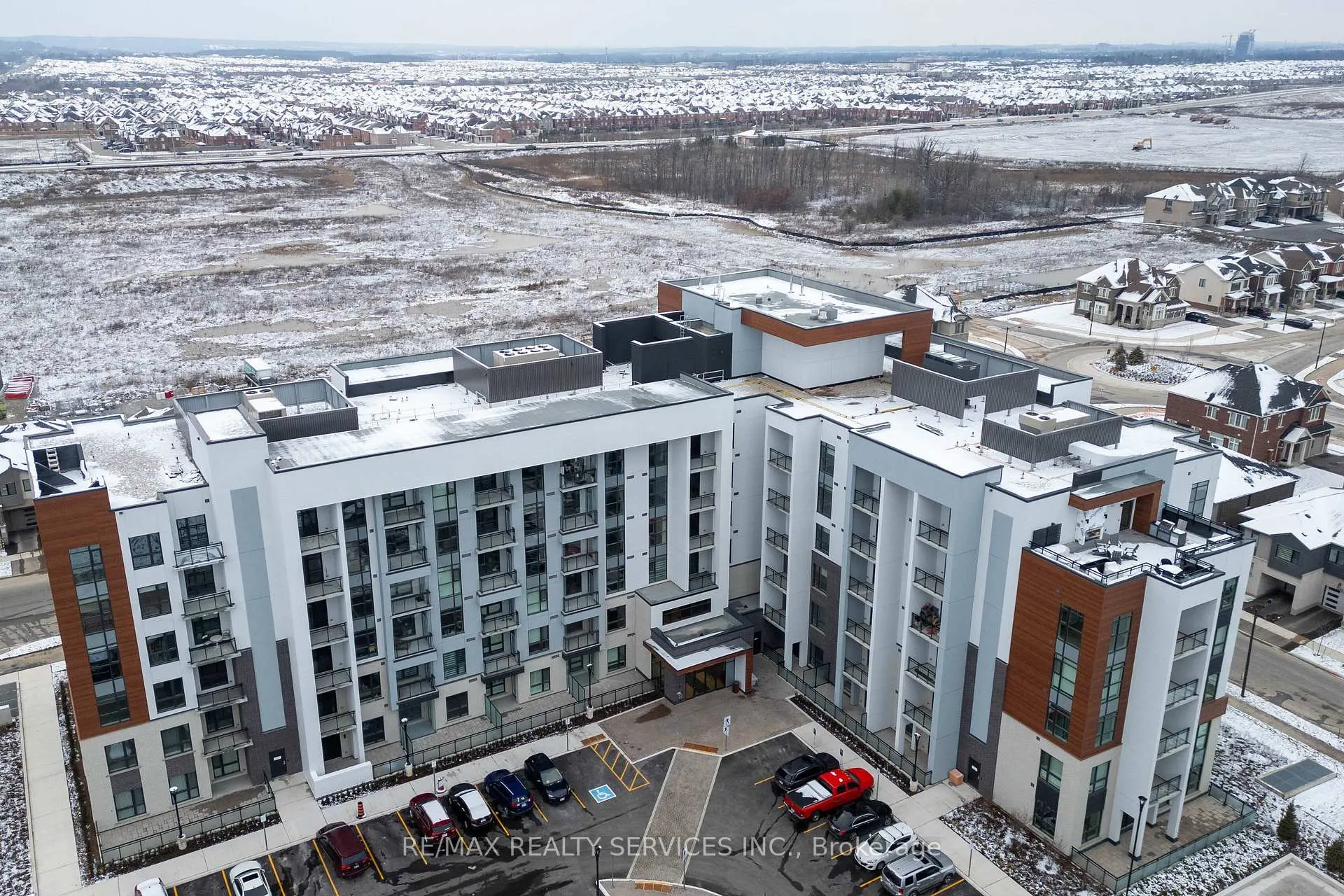 Photo 3 of Unit 421, 460 Gordon Krantz Avenue, Milton, Walker — HOMEH