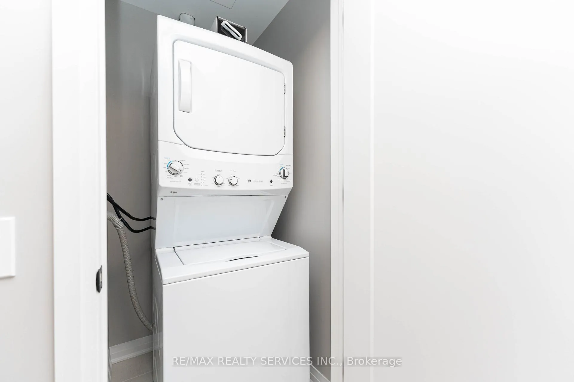 Photo 11 of Unit 421, 460 Gordon Krantz Avenue, Milton, Walker — HOMEH