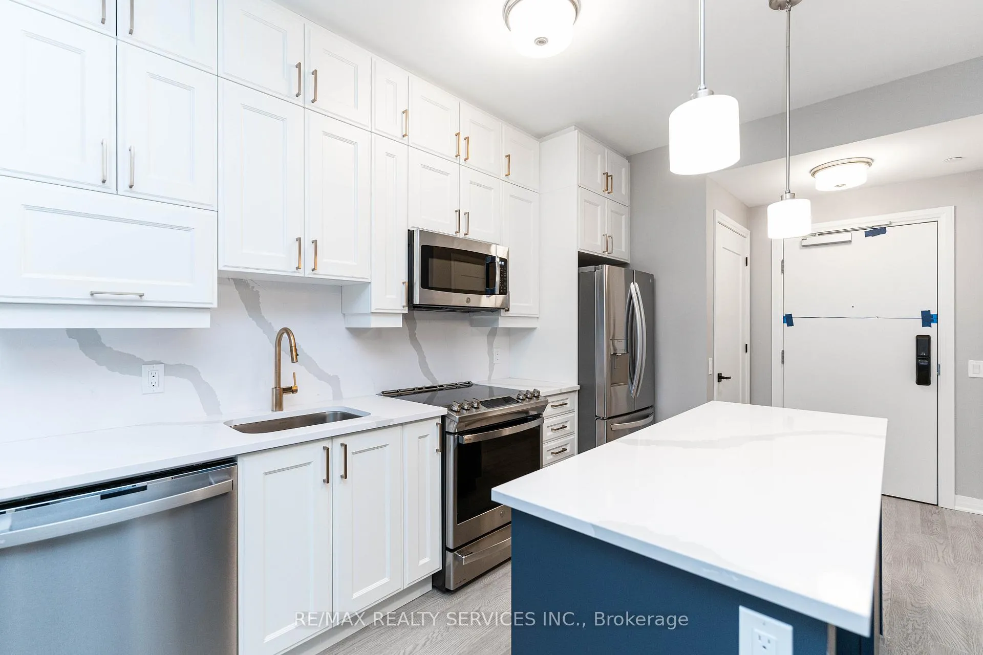 Photo 14 of Unit 421, 460 Gordon Krantz Avenue, Milton, Walker — HOMEH
