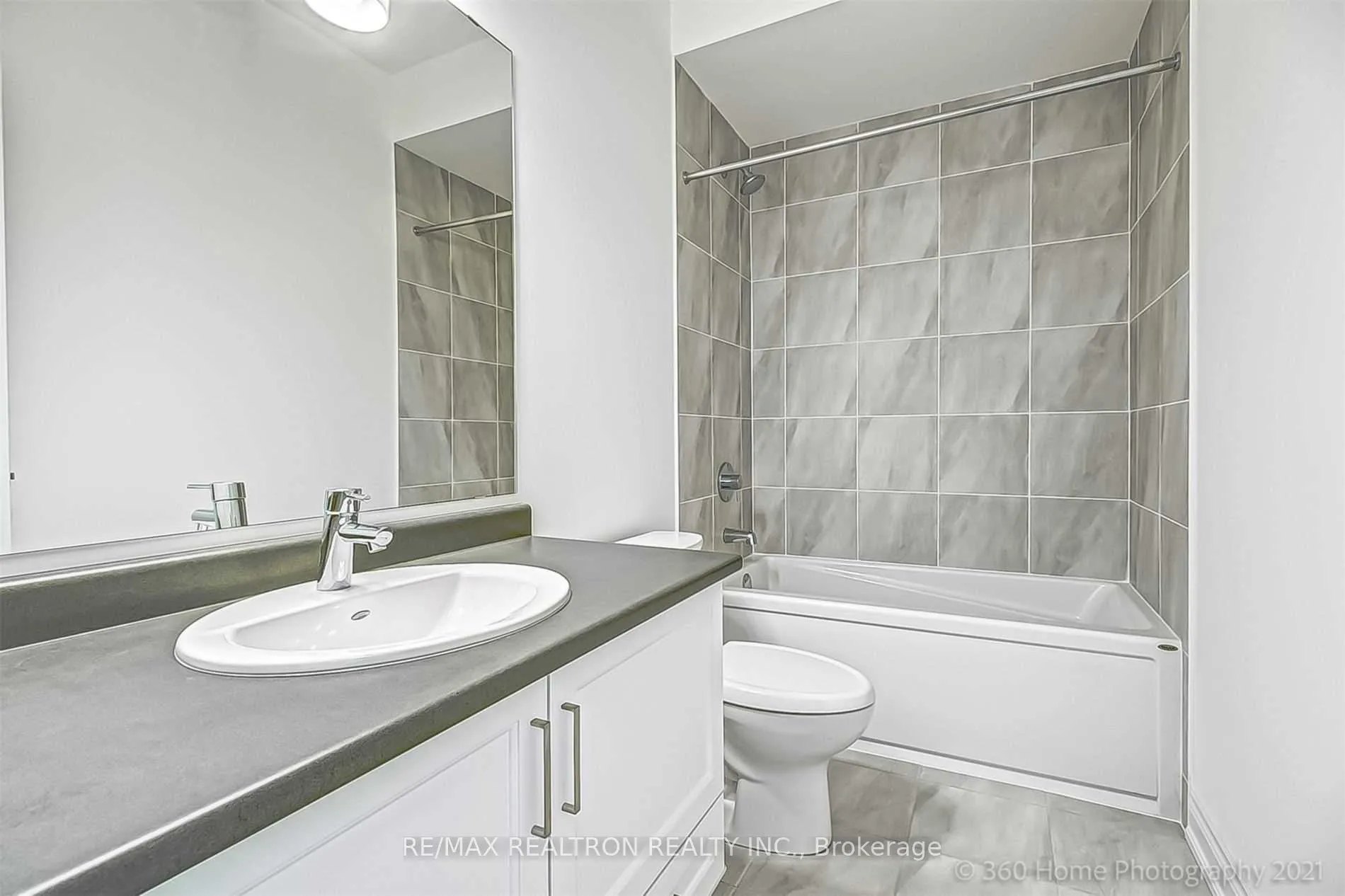 Photo 22 of 1 Fernhill Lane, Markham, Angus Glen — HOMEH