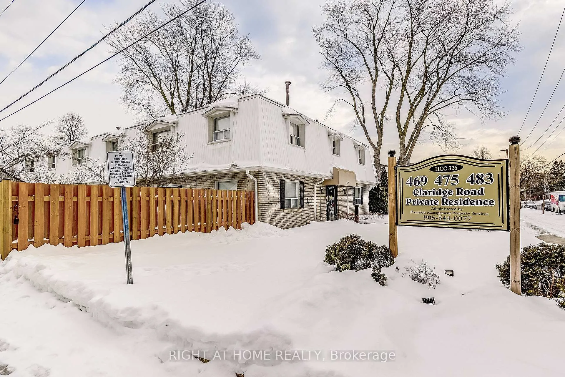 Photo 4 of Unit 6, 475 Claridge Road, Burlington, Roseland — HOMEH