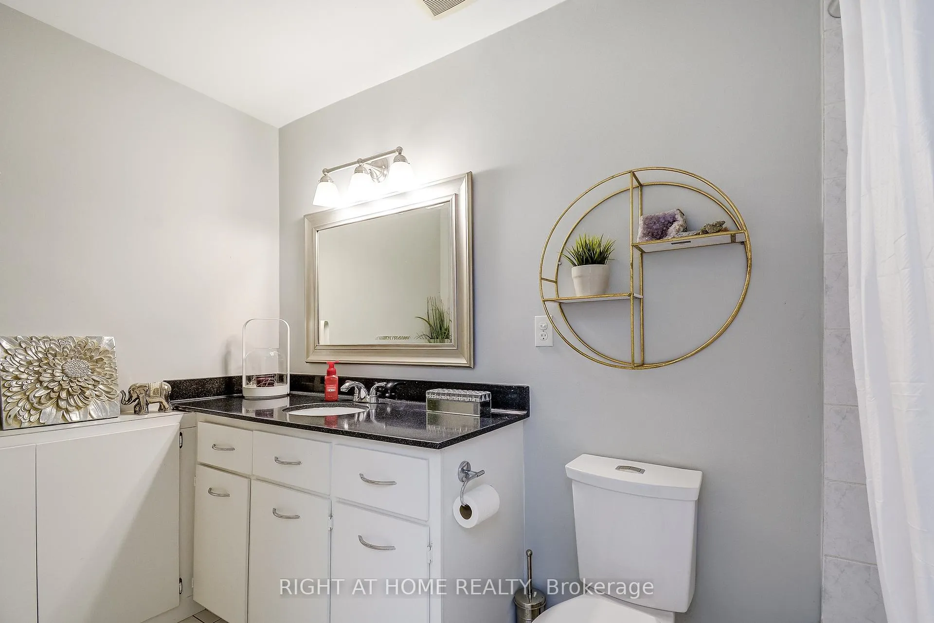 Photo 34 of Unit 6, 475 Claridge Road, Burlington, Roseland — HOMEH