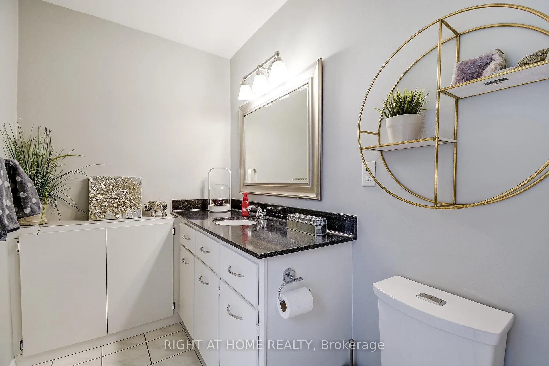 Photo 36 of Unit 6, 475 Claridge Road, Burlington, Roseland — HOMEH