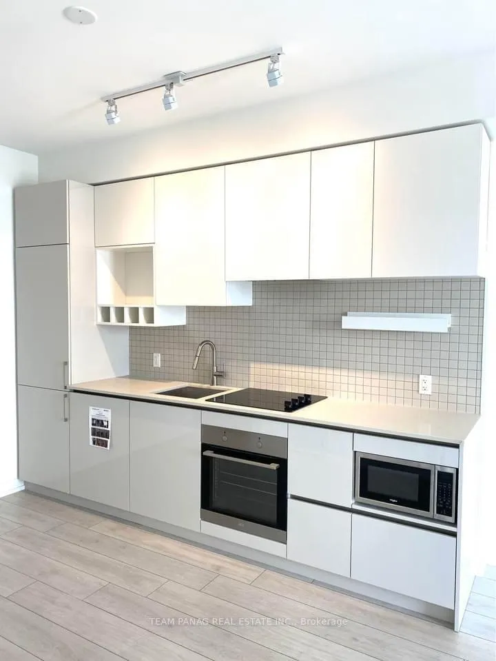 Photo 5 of Unit 3011, 950 Portage Parkway, Vaughan, Vaughan Corporate Centre — HOMEH