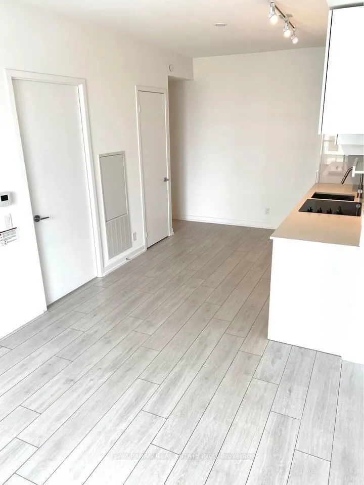 Photo 10 of Unit 3011, 950 Portage Parkway, Vaughan, Vaughan Corporate Centre — HOMEH